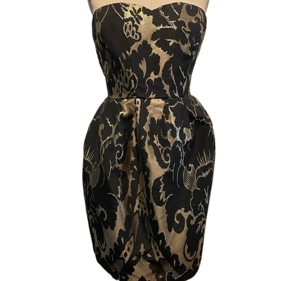 H&M Dresses & Skirts - H&M COCKTAIL DRESS SHORT BLACK GOLD